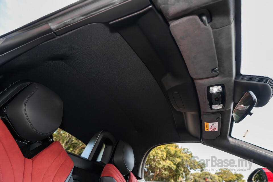 MG Cyberster Mk1 (2024) Interior
