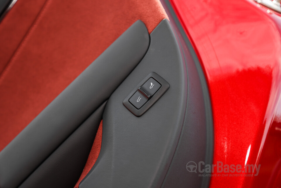 MG Cyberster Mk1 (2024) Interior