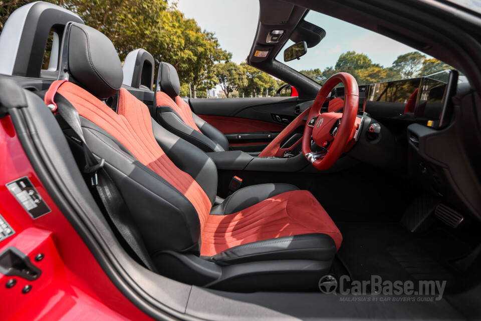 MG Cyberster Mk1 (2024) Interior