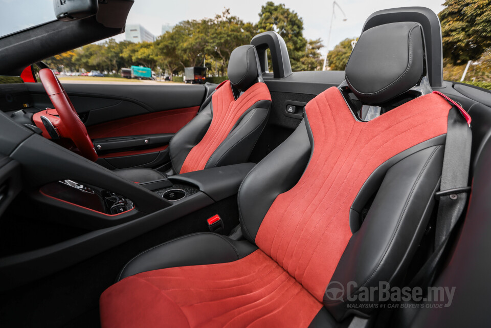 MG Cyberster Mk1 (2024) Interior