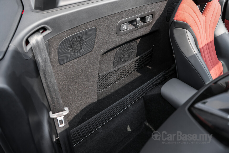 MG Cyberster Mk1 (2024) Interior