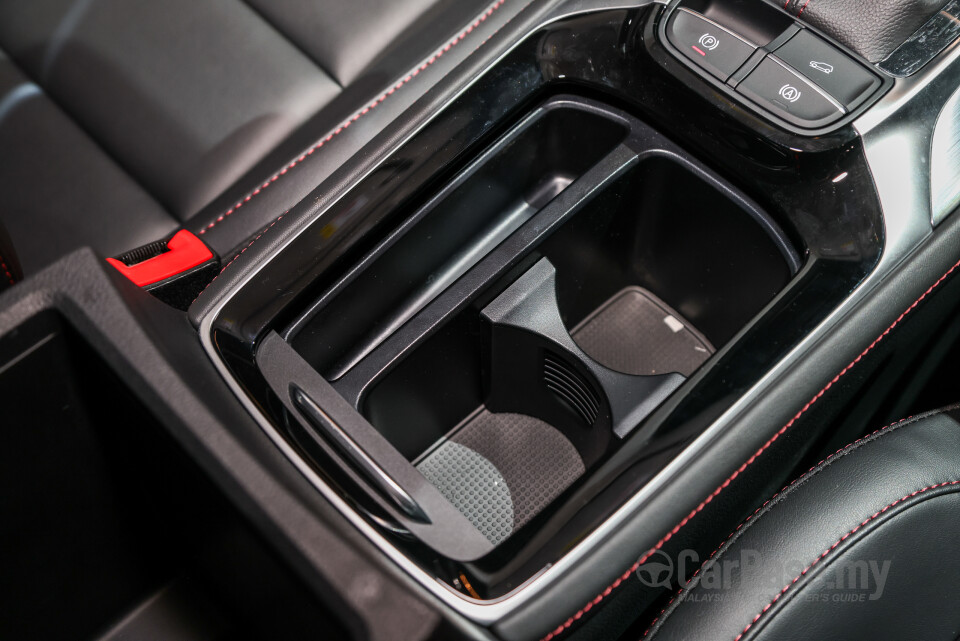 MG HS Mk1 Facelift (2024) Interior