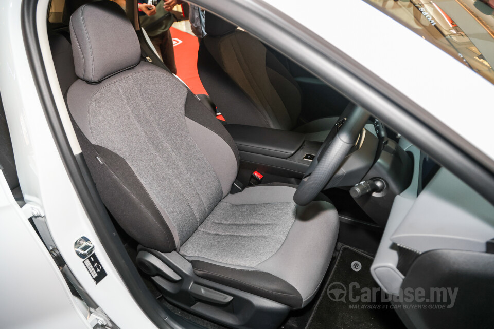 MG S5 ES34 (2025) Interior