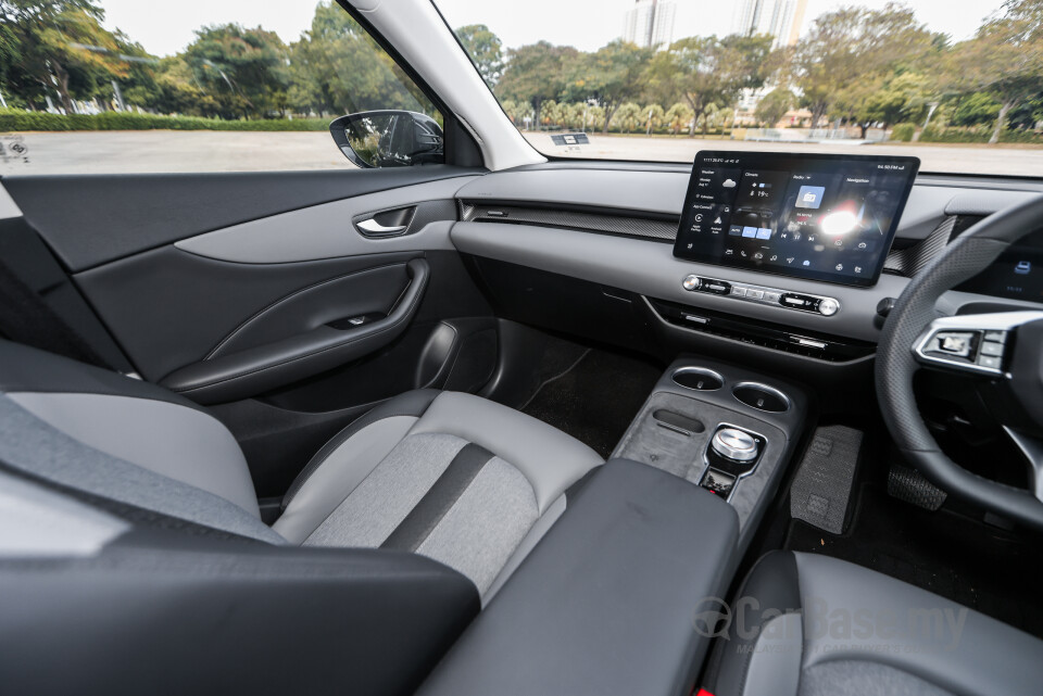 MG S5 ES34 (2025) Interior