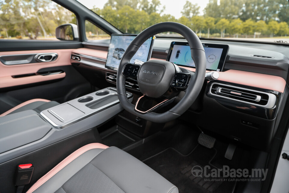 Aion Y Plus Mk1 (2024) Interior