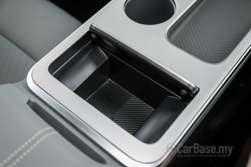 Aion Y Plus Mk1 (2024) Interior