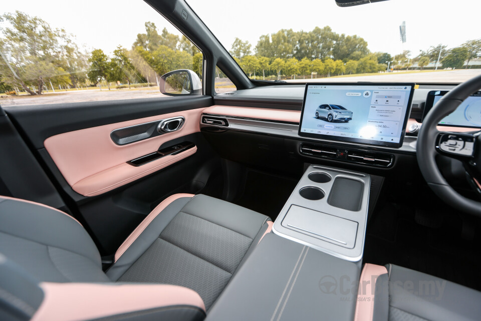 Aion Y Plus Mk1 (2024) Interior