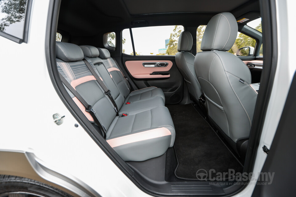 Aion Y Plus Mk1 (2024) Interior