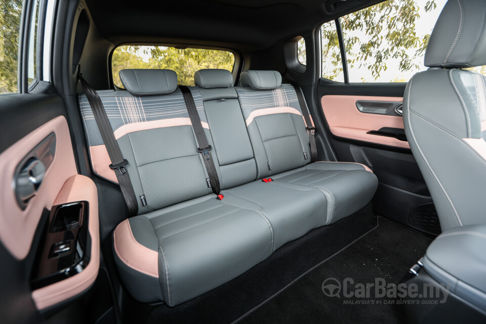 Aion Y Plus Mk1 (2024) Interior