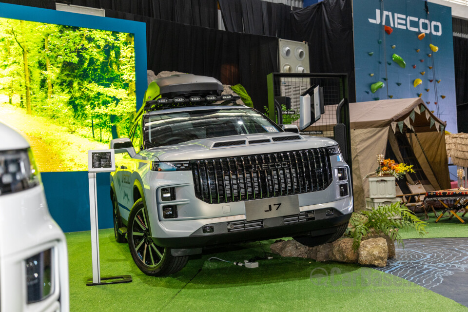 Omoda Jaecoo J7 Mk1 (2024) Exterior
