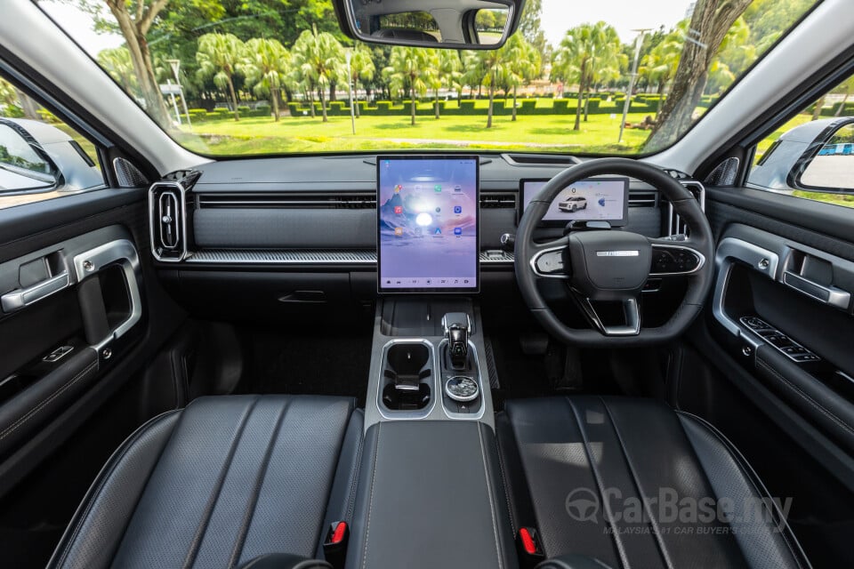 Omoda Jaecoo J7 Mk1 (2024) Interior