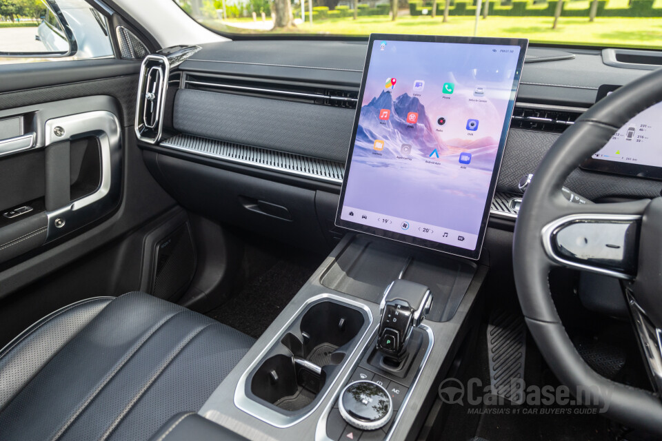 Omoda Jaecoo J7 Mk1 (2024) Interior