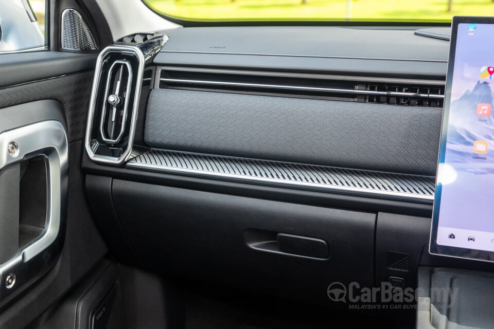 Omoda Jaecoo J7 Mk1 (2024) Interior