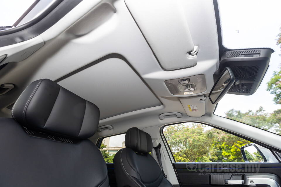 Omoda Jaecoo J7 Mk1 (2024) Interior