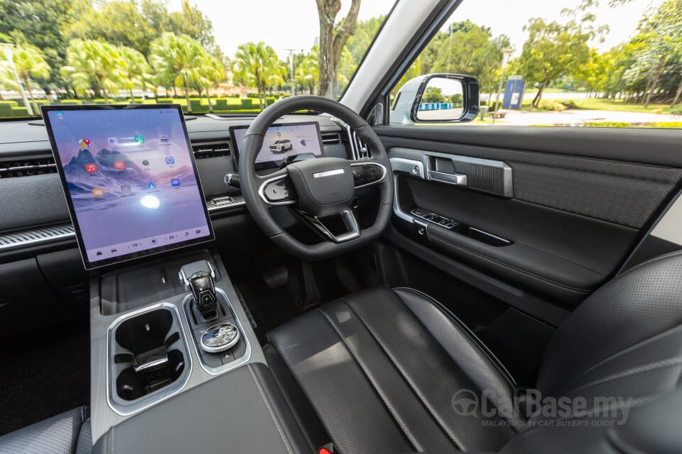 Omoda Jaecoo J7 Mk1 (2024) Interior
