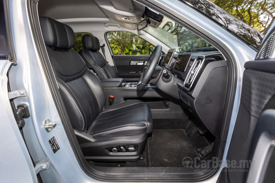 Omoda Jaecoo J7 Mk1 (2024) Interior