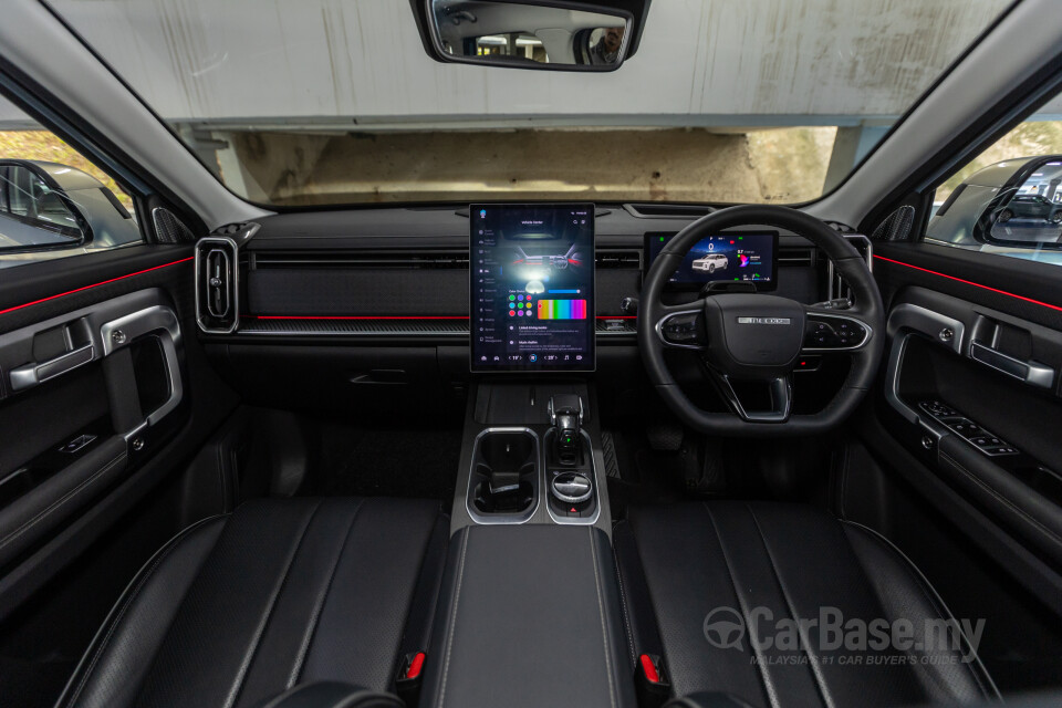 Omoda Jaecoo J7 Mk1 (2024) Interior