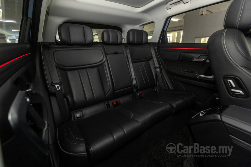 Omoda Jaecoo J7 Mk1 (2024) Interior