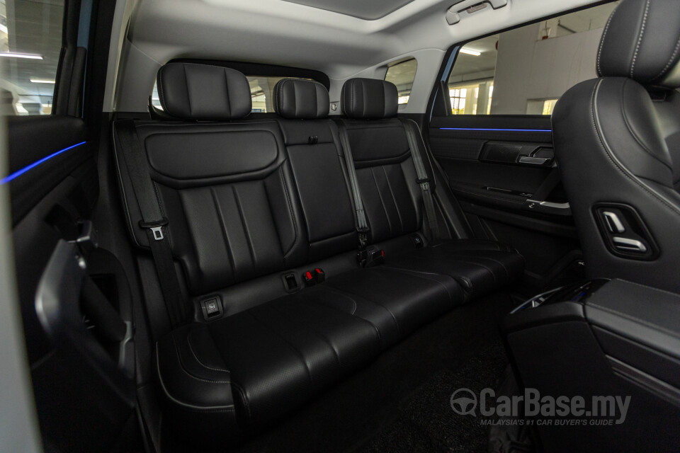 Omoda Jaecoo J7 Mk1 (2024) Interior