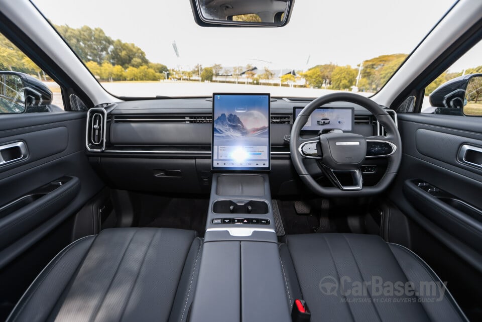 Omoda Jaecoo J7 Mk1 (2024) Interior