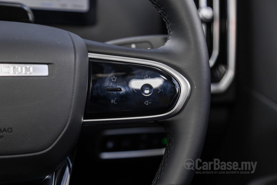 Omoda Jaecoo J7 Mk1 (2024) Interior