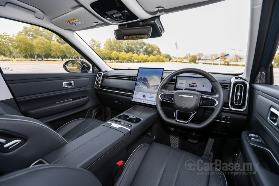 Omoda Jaecoo J7 Mk1 (2024) Interior