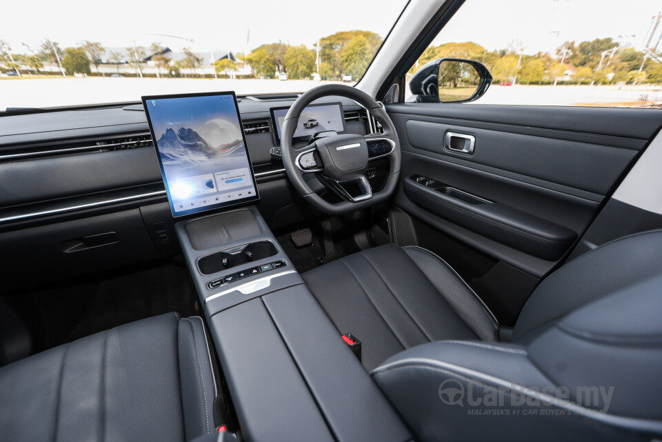 Omoda Jaecoo J7 Mk1 (2024) Interior