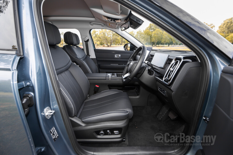 Omoda Jaecoo J7 Mk1 (2024) Interior
