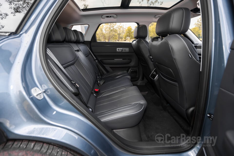 Omoda Jaecoo J7 Mk1 (2024) Interior
