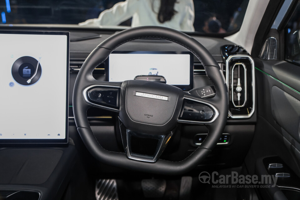 Omoda Jaecoo J7 Mk1 (2024) Interior