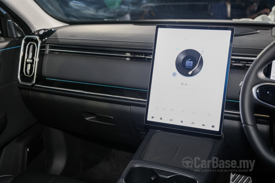 Omoda Jaecoo J7 Mk1 (2024) Interior
