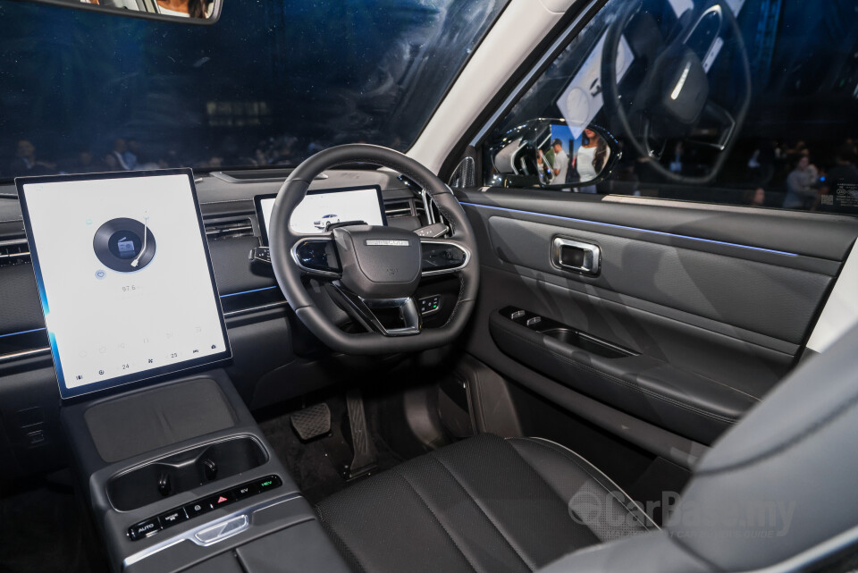 Omoda Jaecoo J7 Mk1 (2024) Interior