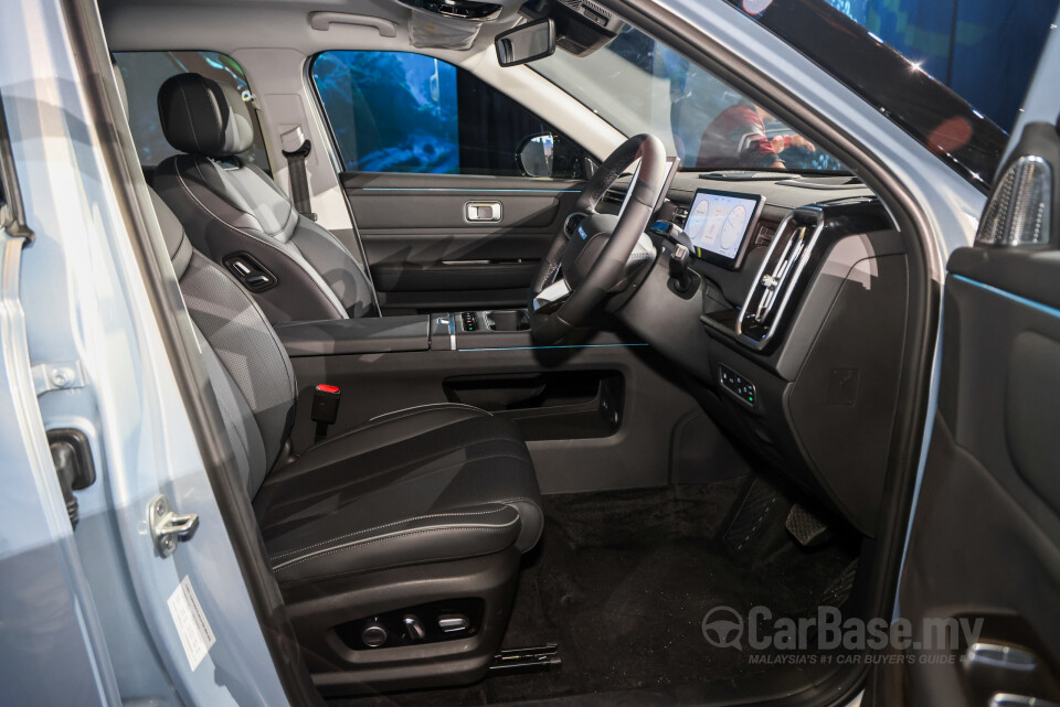 Omoda Jaecoo J7 Mk1 (2024) Interior