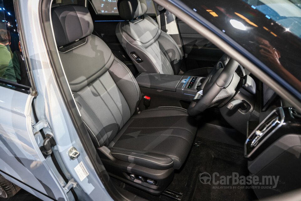 Omoda Jaecoo J7 Mk1 (2024) Interior