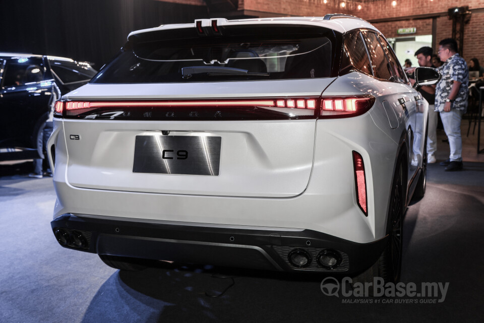 Omoda Jaecoo C9 Mk1 (2024) Exterior