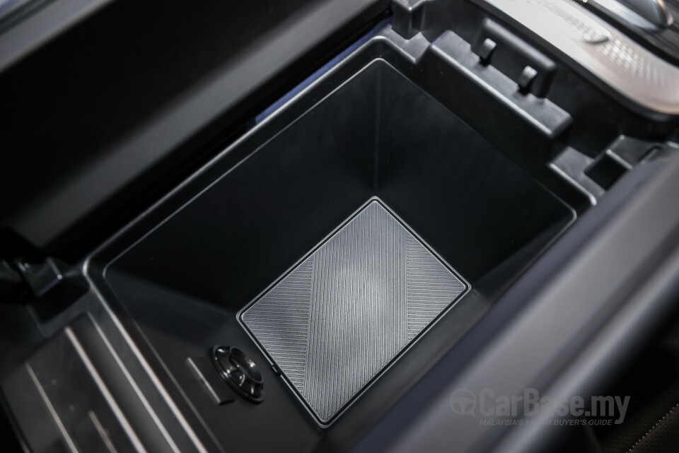 Omoda Jaecoo C9 Mk1 (2024) Interior