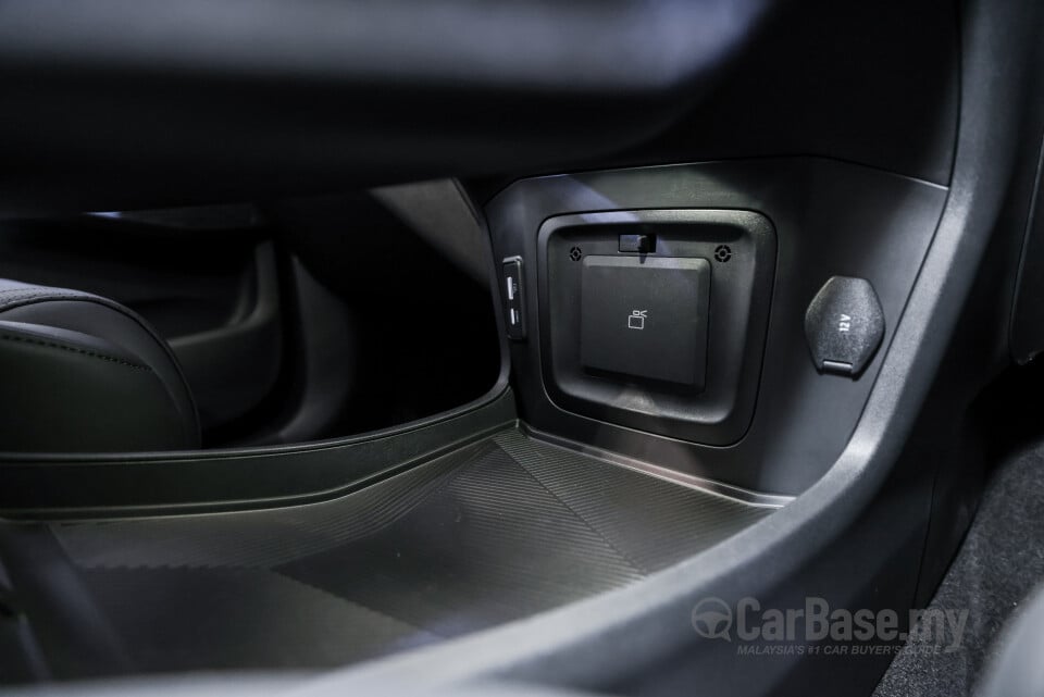 Omoda Jaecoo C9 Mk1 (2024) Interior