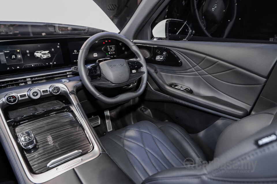 Omoda Jaecoo C9 Mk1 (2024) Interior