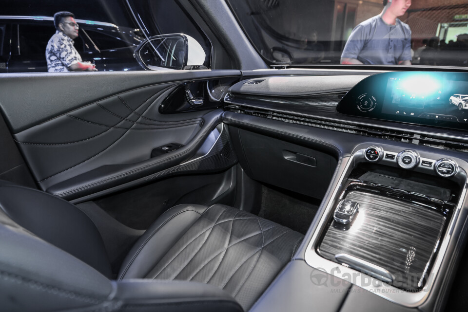 Omoda Jaecoo C9 Mk1 (2024) Interior
