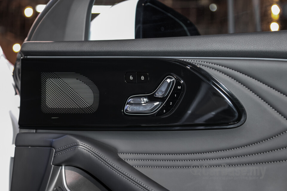 Omoda Jaecoo C9 Mk1 (2024) Interior