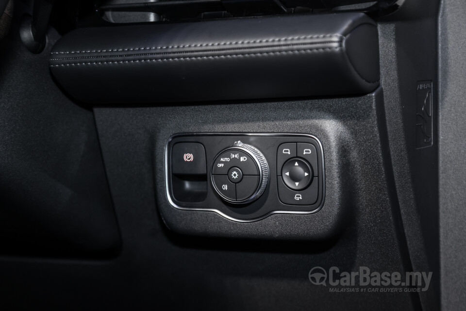 Omoda Jaecoo C9 Mk1 (2024) Interior