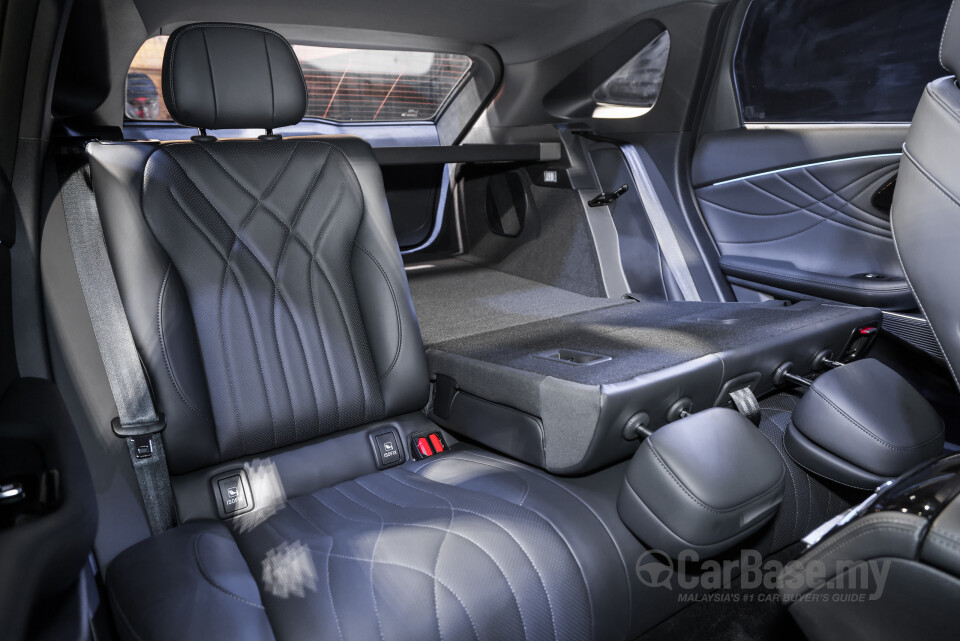 Omoda Jaecoo C9 Mk1 (2024) Interior