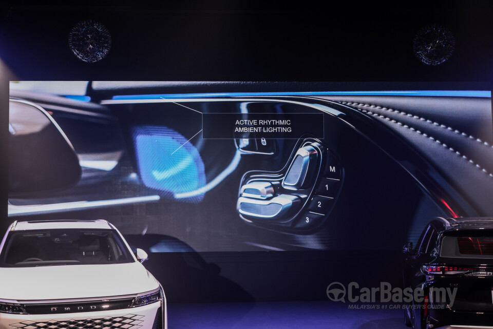 Omoda Jaecoo C9 Mk1 (2024) Interior