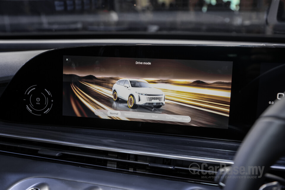 Omoda Jaecoo C9 Mk1 (2024) Interior