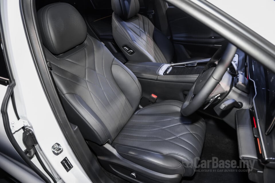Omoda Jaecoo C9 Mk1 (2024) Interior
