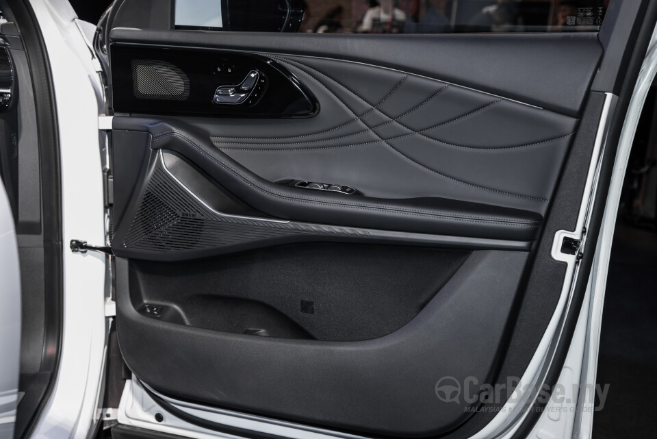 Omoda Jaecoo C9 Mk1 (2024) Interior