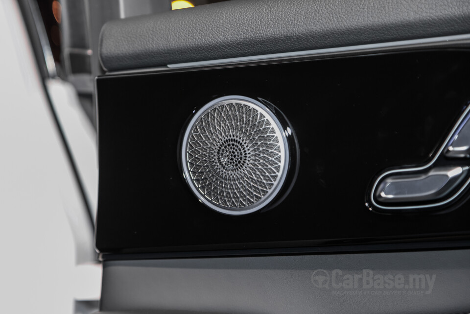 Omoda Jaecoo C9 Mk1 (2024) Interior
