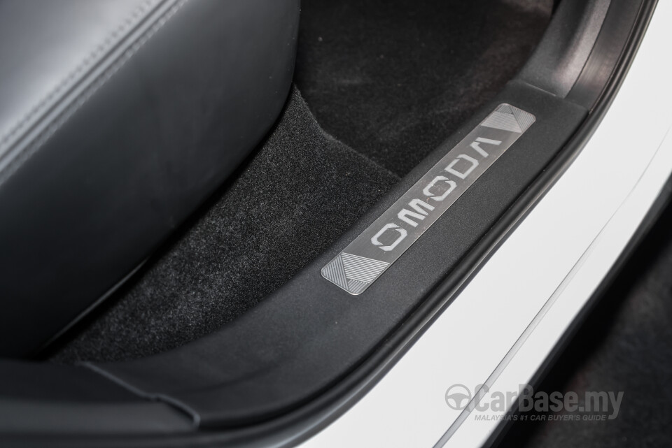 Omoda Jaecoo C9 Mk1 (2024) Interior