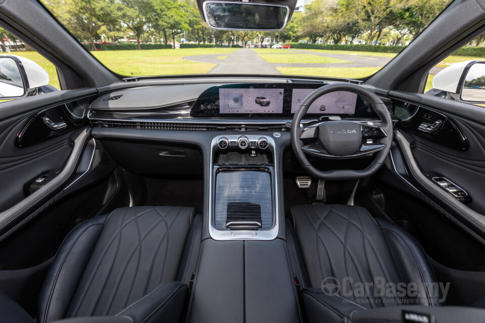 Omoda Jaecoo C9 Mk1 (2024) Interior