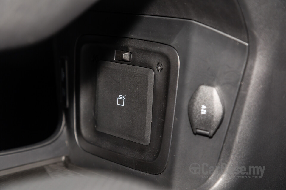 Omoda Jaecoo C9 Mk1 (2024) Interior